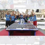 غزال برقی ایرانی در جاده‌های کشور